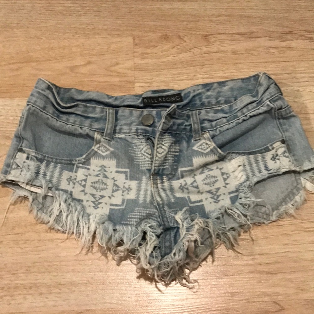 Billabong shorts size 0